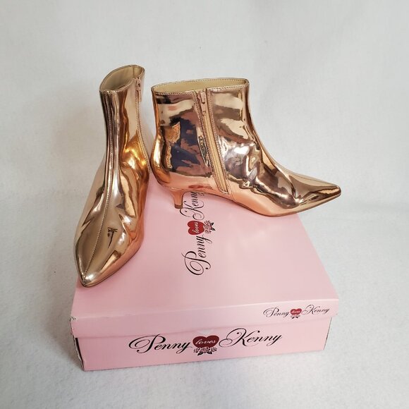 Penny Loves Kenny Size 9 Rose Gold Mirrored Metallic Shiny Boots Kitten Heels - Picture 2 of 11